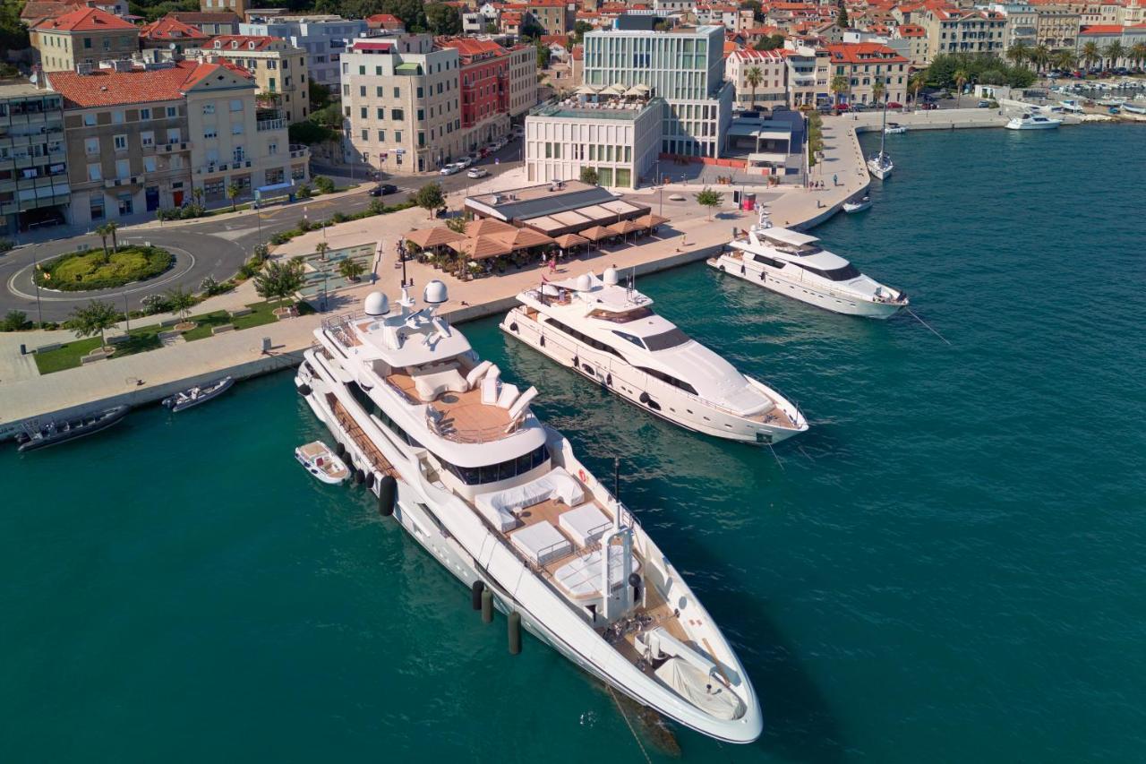 Hotel Ambasador Split Luaran gambar The Port of Trogir