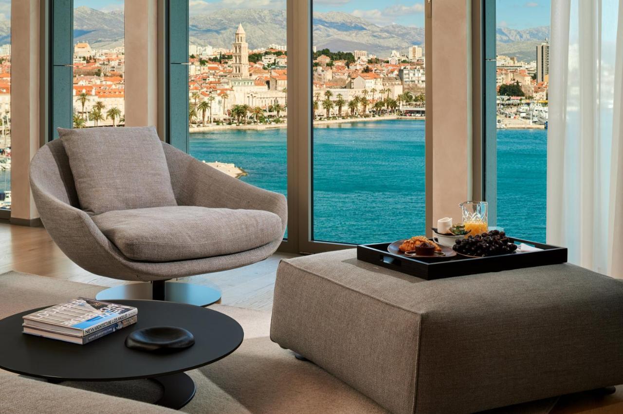 Hotel Ambasador Split Luaran gambar View from a suite